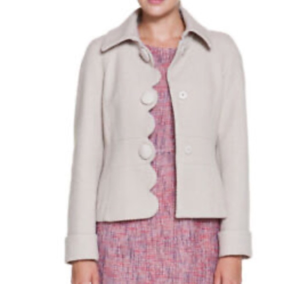 Boden cream scalloped snap button front coat Size 12R - Picture 6 of 7